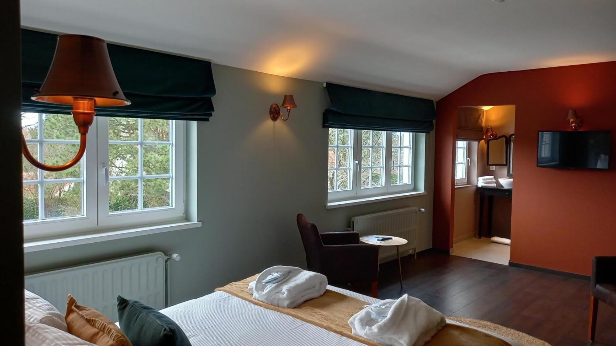 Chambres D'Hotes - Au Clos D'Amande Lasne Екстериор снимка